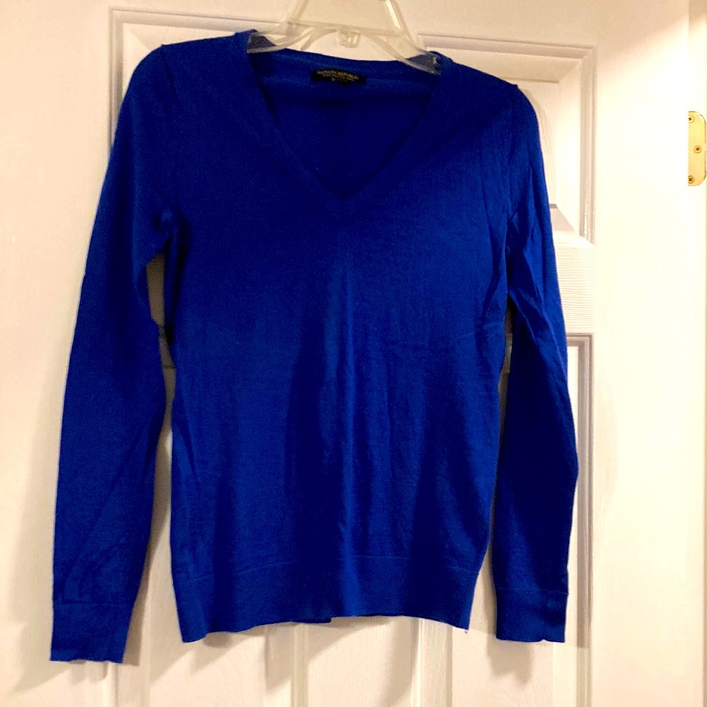 Banana Republic Essential Merino Sweater